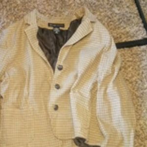 I am selling a New York and Company blazzer